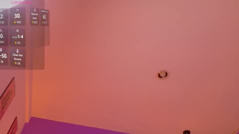 Tania  online show from 11/25/25, 08:20