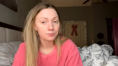 LittleMomma online show from 01/21/25, 12:07