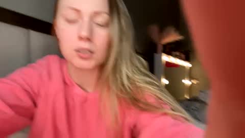 LittleMomma online show from 01/21/25, 03:10