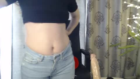 Snapshot of littleflowers chatting on 01/30/25, 12:27 Your little flower  online show from 01/30/25, 12:27