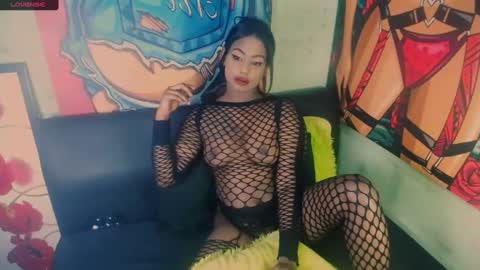 Snapshot of littleindianmilf chatting on 11/12/25, 10:15 littleindianmilf online show from 11/12/25, 10:15
