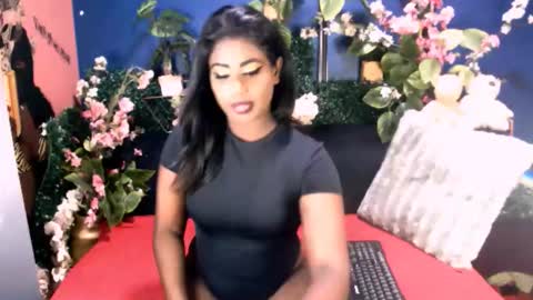 Snapshot of littleindianmilf chatting on 01/06/26, 08:51 littleindianmilf online show from 01/06/26, 08:51