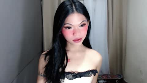 Snapshot of littlelace_ chatting on 03/23/26, 10:25 littlelace_ online show from 03/23/26, 10:25
