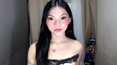 Snapshot of littlelace_ chatting on 03/27/26, 10:20 littlelace_ online show from 03/27/26, 10:20