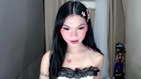 Snapshot of littlelace_ chatting on 04/09/26, 11:10 littlelace_ online show from 04/09/26, 11:10