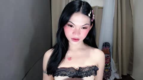 Snapshot of littlelace_ chatting on 04/18/26, 11:16 littlelace_ online show from 04/18/26, 11:16