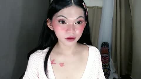 Snapshot of littlelace_ chatting on 04/21/26, 02:51 littlelace_ online show from 04/21/26, 02:51