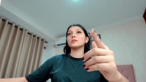 Sarahs Room online show from 02/20/25, 11:54