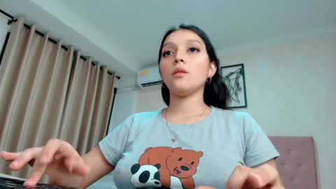 Sarahs Room online show from 02/25/25, 01:20