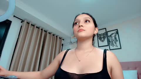 Sarahs Room online show from 03/02/25, 07:21