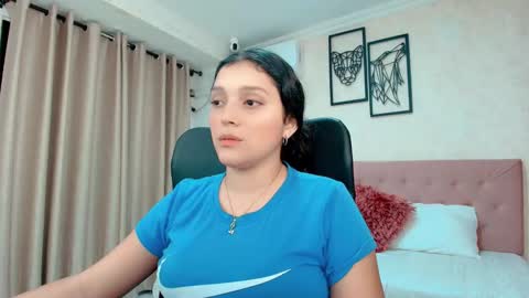 Snapshot of littlemolly_pregnant chatting on 02/24/26, 11:58 Sarahs Room online show from 02/24/26, 11:58