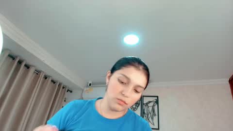 Snapshot of littlemolly_pregnant chatting on 03/02/26, 12:35 Sarahs Room online show from 03/02/26, 12:35