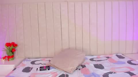im olivia IG littleolivia01 online show from 12/17/24, 07:48