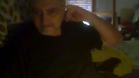 Snapshot of littlepaul2 chatting on 06/20/26, 07:22 LittlePaul online show from 06/20/26, 07:22