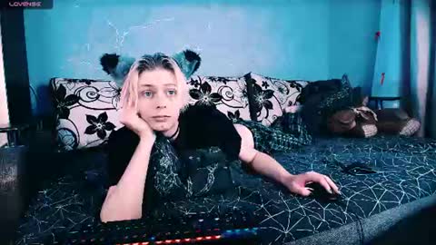 Felix online show from 07/11/26, 02:14