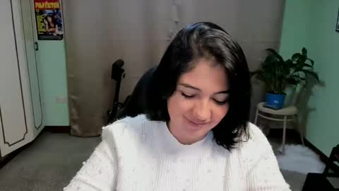 Snapshot of littleprety6969 chatting on 09/20/25, 02:01 Mia Wednesday to Sunday 730 am to 1030 am Colombian Hour D online show from 09/20/25, 02:01