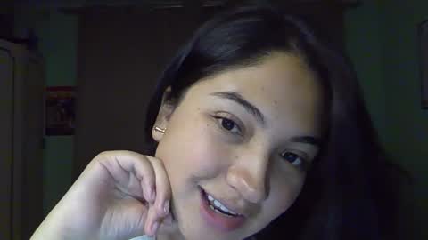 Snapshot of littleprety6969 chatting on 09/29/25, 02:06 Mia Wednesday to Sunday 730 am to 1030 am Colombian Hour D online show from 09/29/25, 02:06