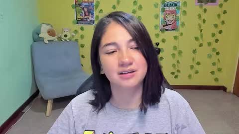 Snapshot of littleprety6969 chatting on 11/20/25, 04:45 Mia Wednesday to Sunday 730 am to 1030 am Colombian Hour D online show from 11/20/25, 04:45