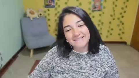 Snapshot of littleprety6969 chatting on 12/02/25, 05:35 Mia Wednesday to Sunday 730 am to 1030 am Colombian Hour D online show from 12/02/25, 05:35