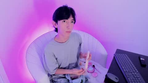 Snapshot of littleprince_ chatting on 06/04/26, 12:16 PRINCE online show from 06/04/26, 12:16