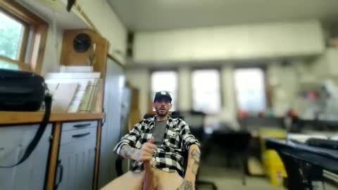 Snapshot of littlesamp chatting on 04/15/26, 04:58 littlesamp online show from 04/15/26, 04:58