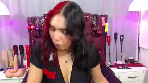 littlesophie_dbs online show from 03/19/26, 10:58
