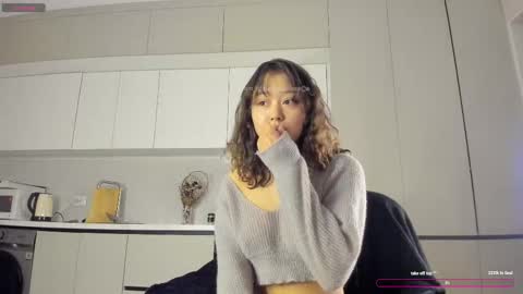 Snapshot of littlesora chatting on 10/06/25, 12:30 Ayumi or Yumi online show from 10/06/25, 12:30