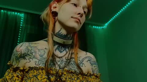 Niki  free tg channel with some photos gifs and info about streams  online show from 02/21/25, 09:00