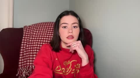 Snapshot of littlesugarpea chatting on 02/08/25, 10:29 Little Sugar Pea online show from 02/08/25, 10:29