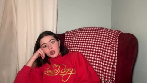 Snapshot of littlesugarpea chatting on 02/09/25, 01:33 Little Sugar Pea online show from 02/09/25, 01:33