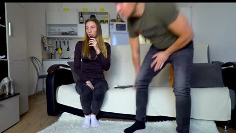 Snapshot of littlesweettifany chatting on 10/28/25, 11:03 Little Tifany online show from 10/28/25, 11:03