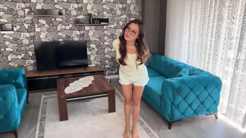 Snapshot of littlesweetyy chatting on 10/09/25, 11:41 little sweety online show from 10/09/25, 11:41