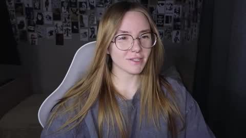 Eliana online show from 06/01/26, 07:21