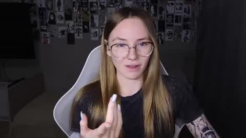 Eliana online show from 06/14/26, 07:54