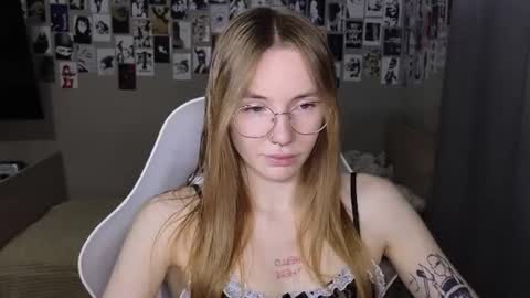 Eliana online show from 07/18/26, 07:01