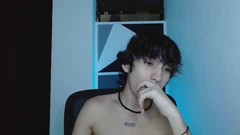 Snapshot of littlextrem chatting on 01/09/26, 02:03 Eros online show from 01/09/26, 02:03