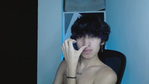 Snapshot of littlextrem chatting on 02/03/26, 06:22 Eros online show from 02/03/26, 06:22