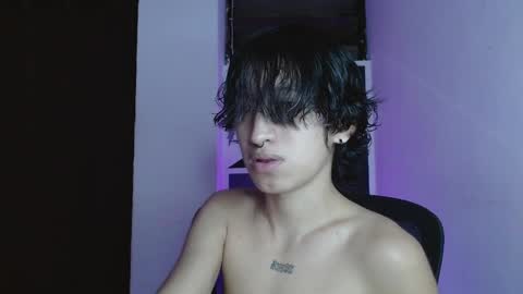 Snapshot of littlextrem chatting on 03/31/26, 01:40 Eros online show from 03/31/26, 01:40