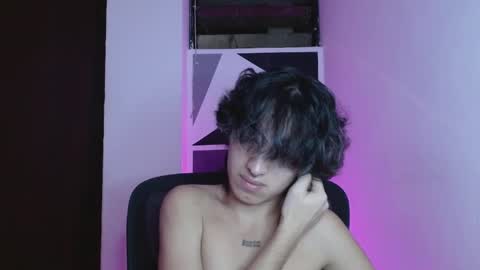 Snapshot of littlextrem chatting on 04/09/26, 06:19 Eros online show from 04/09/26, 06:19