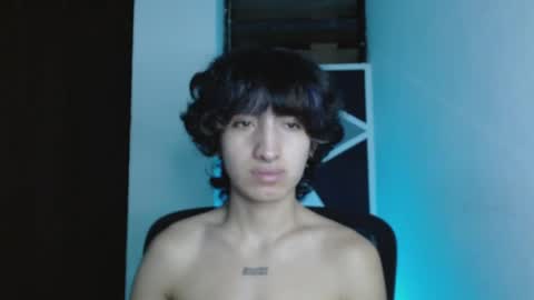 Snapshot of littlextrem chatting on 04/19/26, 02:22 Eros online show from 04/19/26, 02:22