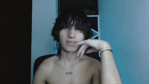 Snapshot of littlextrem chatting on 05/27/26, 02:52 Eros online show from 05/27/26, 02:52