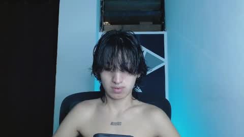 Snapshot of littlextrem chatting on 06/08/26, 02:23 Eros online show from 06/08/26, 02:23