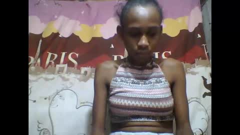 Snapshot of littleyanah chatting on 09/20/25, 10:11 yanah online show from 09/20/25, 10:11