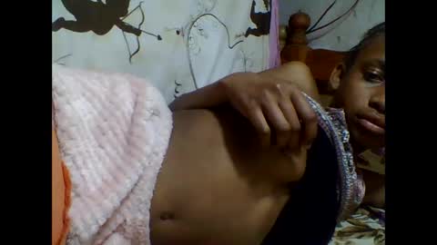 Snapshot of littleyanah chatting on 09/23/25, 07:06 yanah online show from 09/23/25, 07:06