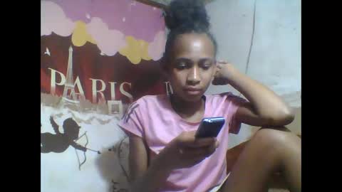 Snapshot of littleyanah chatting on 09/26/25, 10:30 yanah online show from 09/26/25, 10:30