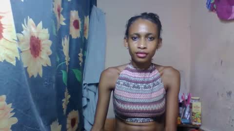 Snapshot of littleyanah chatting on 03/04/26, 08:48 yanah online show from 03/04/26, 08:48