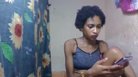 Snapshot of littleyanah chatting on 03/06/26, 11:28 yanah online show from 03/06/26, 11:28