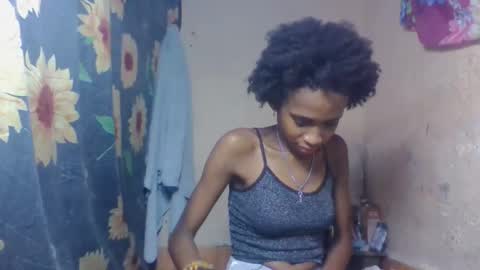Snapshot of littleyanah chatting on 03/07/26, 06:05 yanah online show from 03/07/26, 06:05