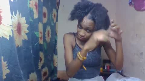 Snapshot of littleyanah chatting on 03/08/26, 05:00 yanah online show from 03/08/26, 05:00