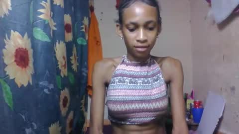 Snapshot of littleyanah chatting on 04/06/26, 04:46 yanah online show from 04/06/26, 04:46